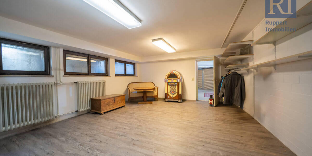 Einfamilienhaus Würzburg Frauenland - 7 Zimmer, 230 m&sup2;, 1.290.000&euro; | Angebot:26389273