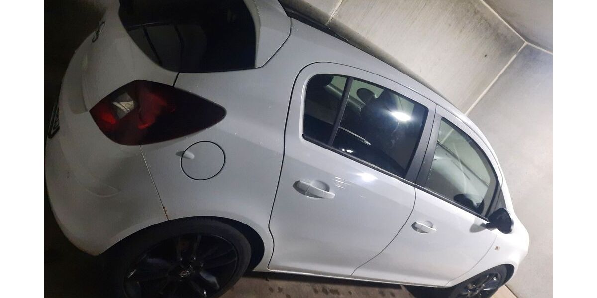 Opel Corsa 166.116 km 2.999 &euro; Engen-Stetten 78234