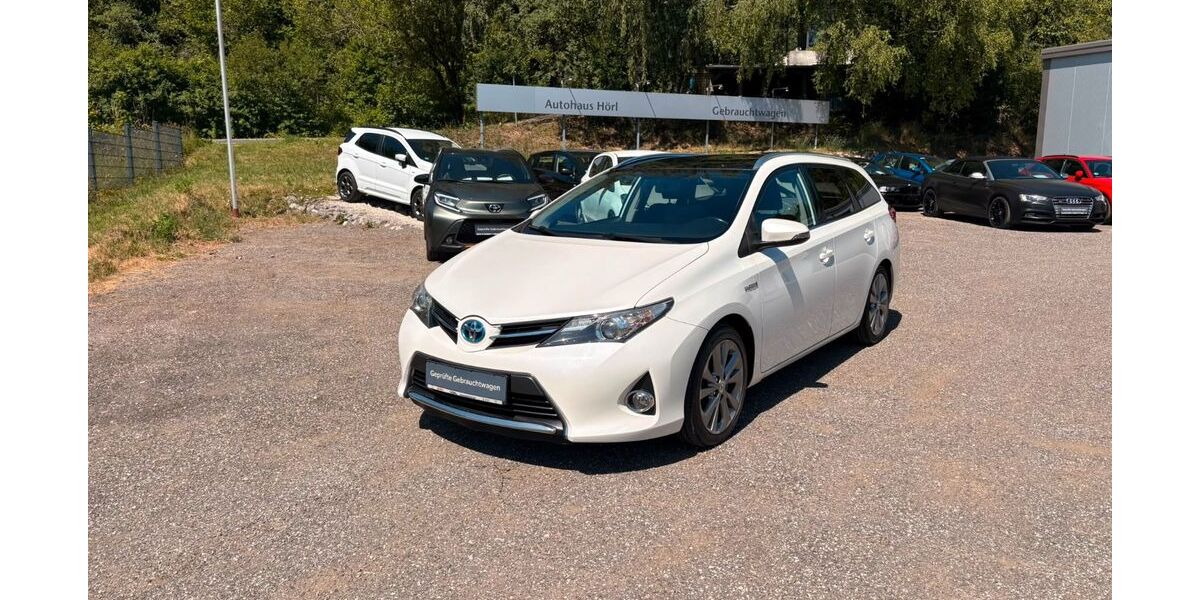 Toyota Auris Touring Sports 201.294 km 9.590 &euro; Betzenstein 91282