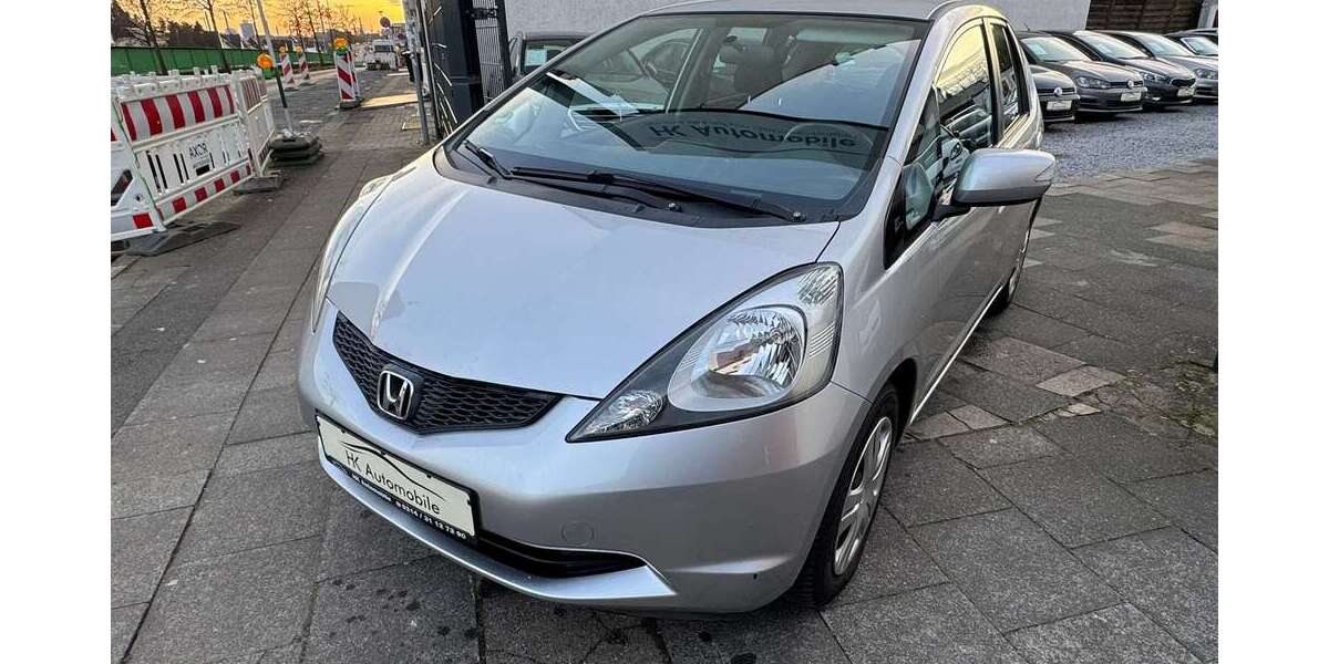 Honda Jazz 96.000 km 5.700 &euro; Leverkusen 51373