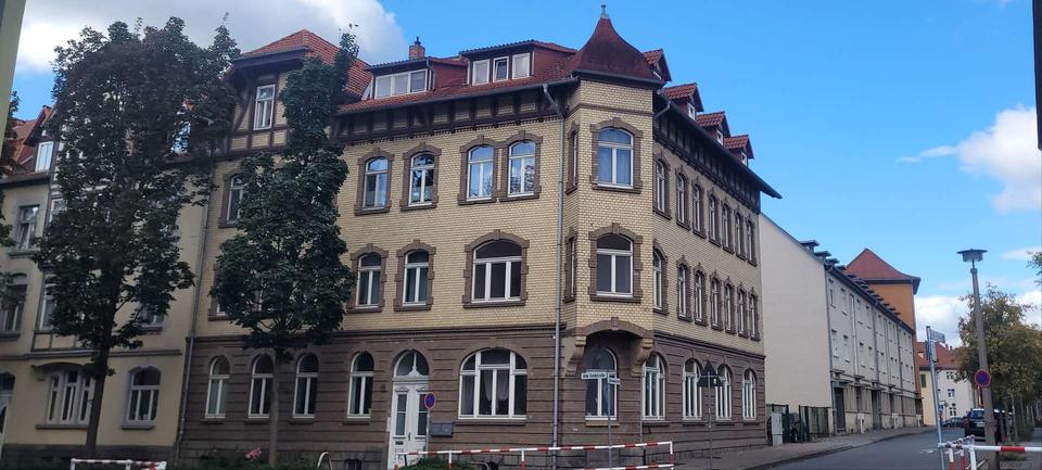 Etagenwohnung Arnstadt - 3 Zimmer, 91 m&sup2;, 720&euro; | Angebot:26211575