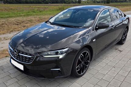 Opel Insignia 59.500 km 19.999 € Büttelborn 64572