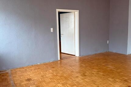 Sehr große Altbauwohnung in Schwarzenbach am Wald 5 zimmer