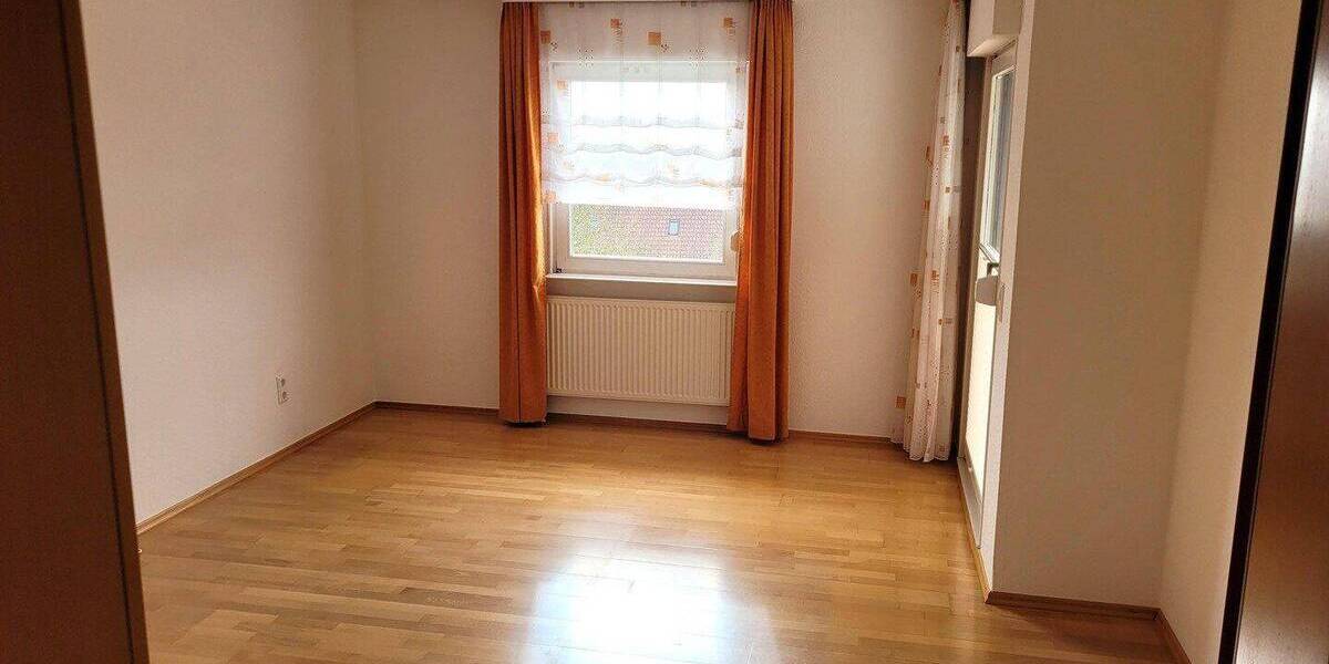Etagenwohnung Laufenburg (Grunholz) Grunholz - 4 Zimmer, 146 m&sup2;, 1.595&euro; | Angebot:26865301