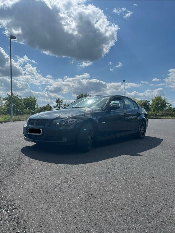 BMW E90