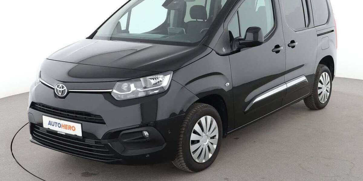 Toyota Proace City 68.111 km 22.490 &euro; Hamburg 22529