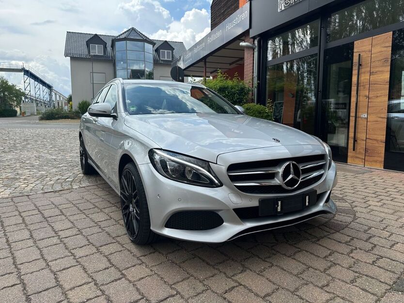 Mercedes-Benz C 250 144.250 km 15.900 € Meerane 08393