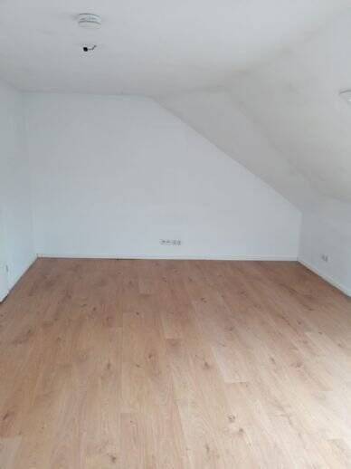 **4-Zimmer Dachgeschoss Wohnung im Zentrum mit großer Dachterrasse**