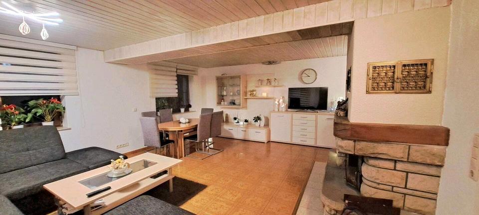 Einfamilienhaus Werdau - 5 Zimmer, 170 m&sup2;, 195.000&euro; | Angebot:27095365
