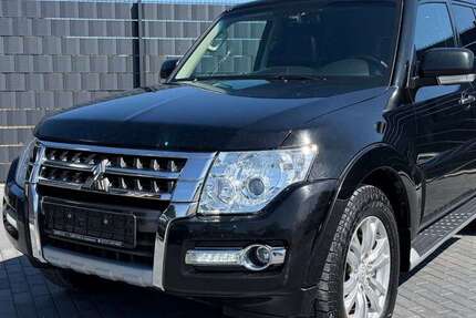 Mitsubishi Pajero 324.000 km 13.990 &euro; Weil im Schönbuch 71093