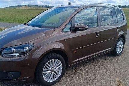 VW Touran 220.000 km 6.990 &euro; Königstein 92281