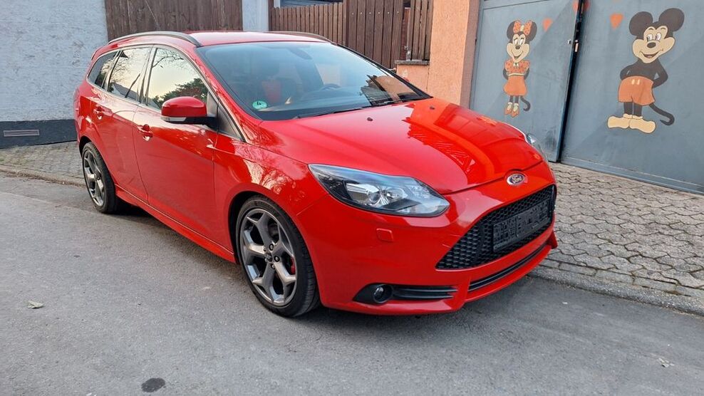 Ford Focus 148.586 km 9.999 € Longkamp 54472