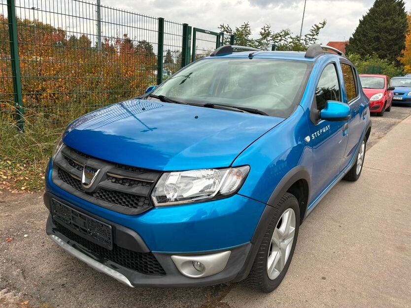Dacia Sandero 99.900 km 4.495 € Berlin 12524