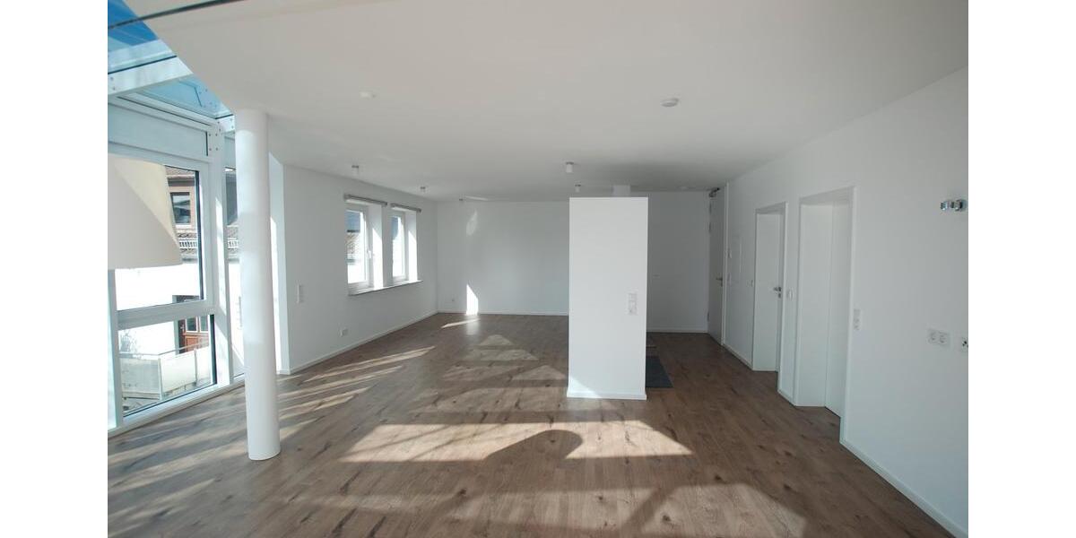 Etagenwohnung Mainz Laubenheim - 4 Zimmer, 136 m&sup2;, 1.995&euro; | Angebot:26316571