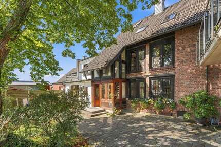 Haus Overath - 6 Zimmer, 279 m&sup2;, 545.000&euro; | Angebot:27709078