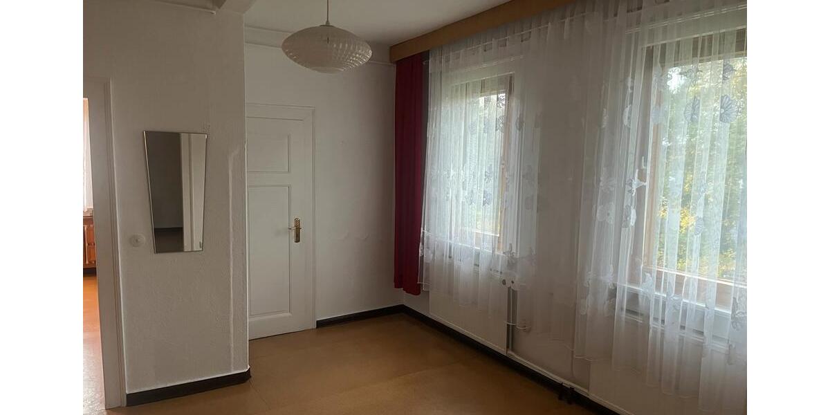 Einfamilienhaus Schleusingen - 10 Zimmer, 169 m&sup2;, 190.000&euro; | Angebot:26981137