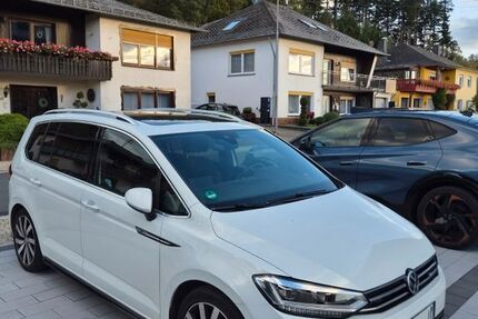 VW Touran 93.500 km 22.490 &euro; Langenfeld 56729