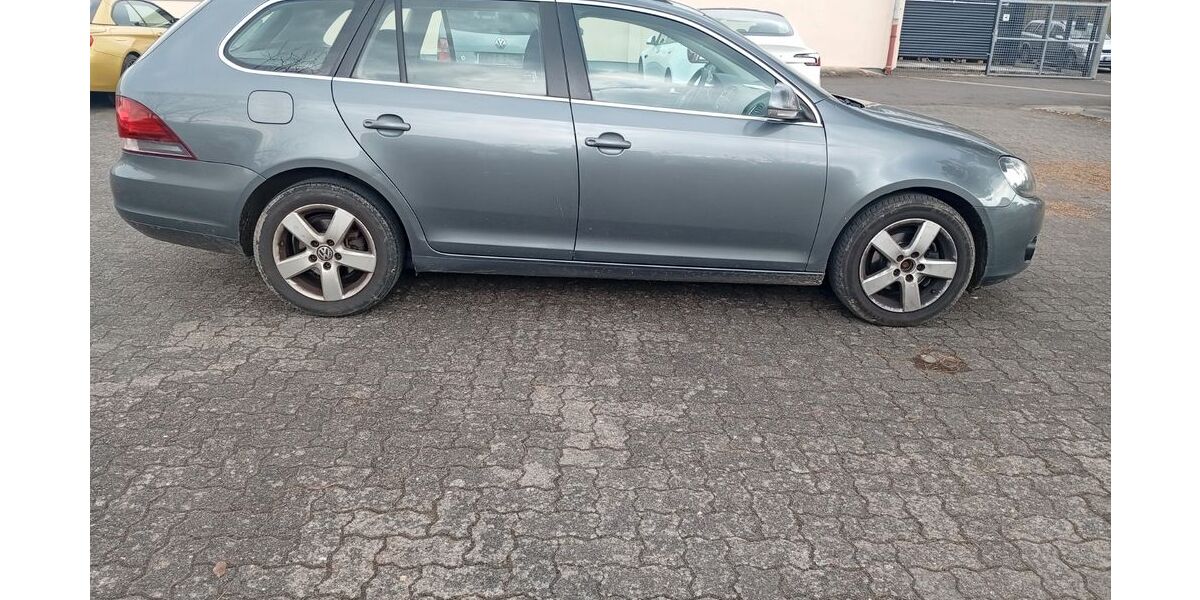 VW Golf 365.000 km 2.600 &euro; Hanau 63452