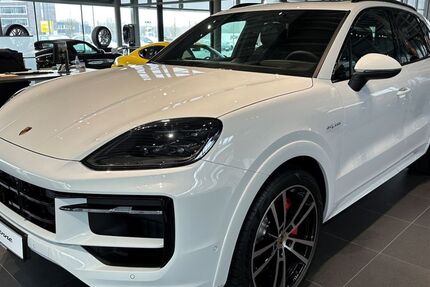 Porsche Cayenne 8.000 km 149.900 &euro; Bielefeld 33719