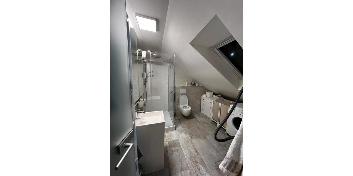 Dachgeschoßwohnung Stutensee - 3 Zimmer, 84 m&sup2;, 278.000&euro; | Angebot:24518069