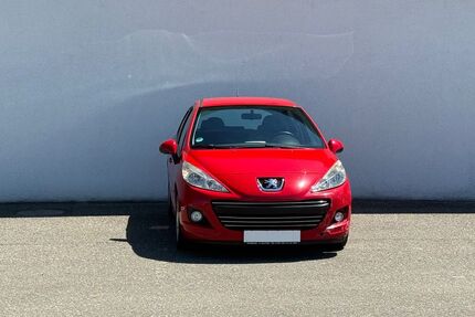 Peugeot 207 180.000 km 1.999 &euro; Kandel 76870