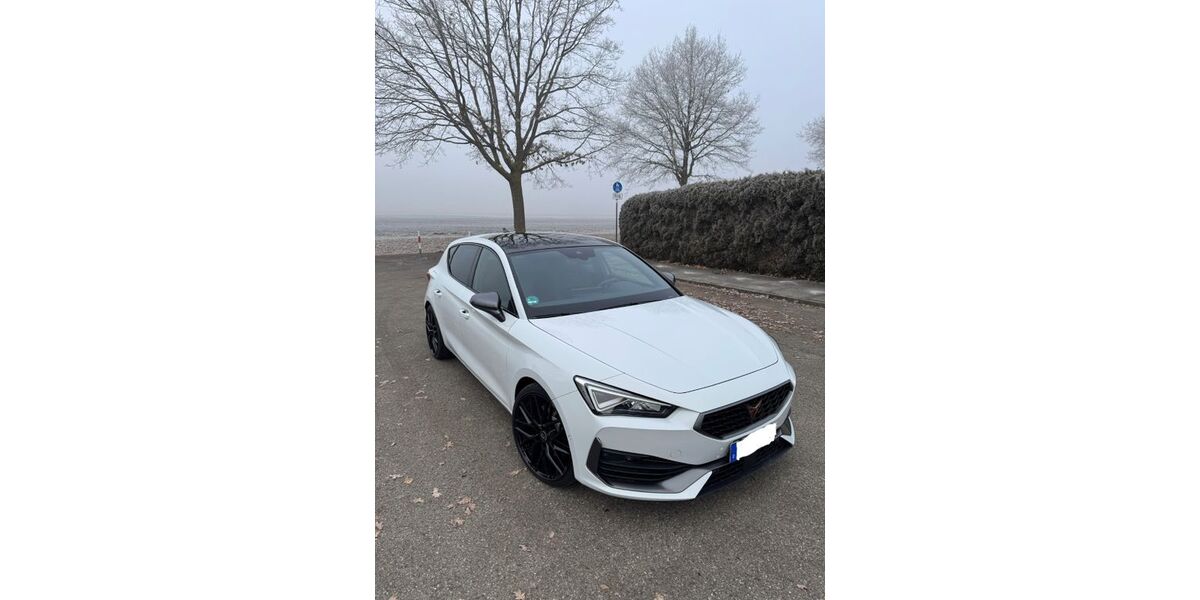 Cupra Leon 80.000 km 24.999 &euro; Neu-Ulm 89233