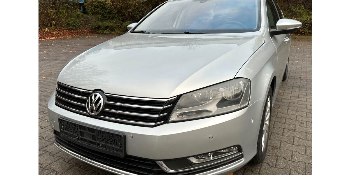 VW Passat 111.900 km 8.900 € Bensheim 64625