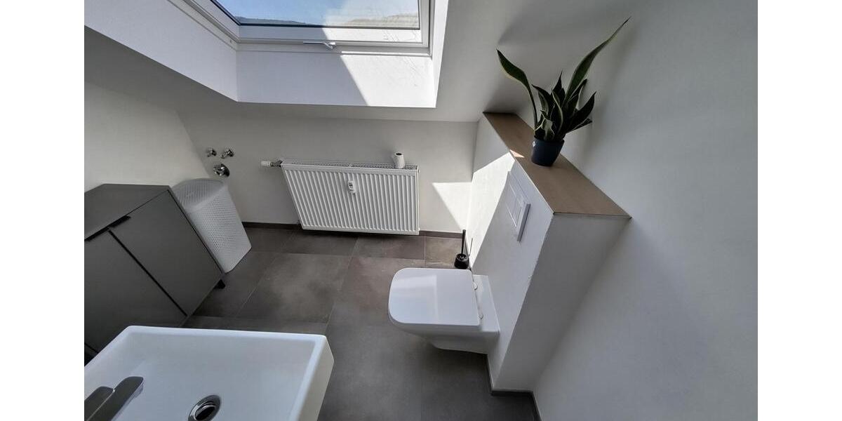 Dachgeschoßwohnung Contwig - 2.5 Zimmer, 52 m&sup2;, 600&euro; | Angebot:26415486