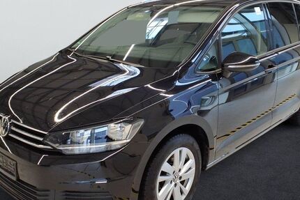 VW Touran 28.050 km 33.990 € Lübeck 23560