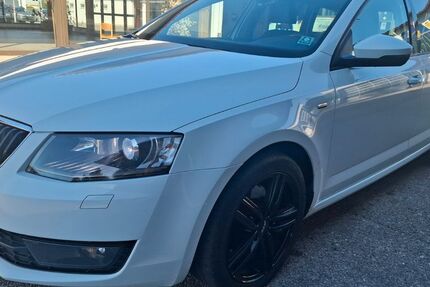 Skoda Octavia 177.000 km 6.999 &euro; Bad Endorf 83093