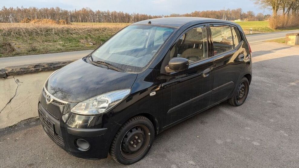 i10