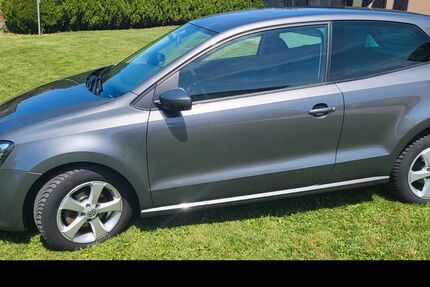 VW Polo 71.000 km 8.500 &euro; Legau 87764