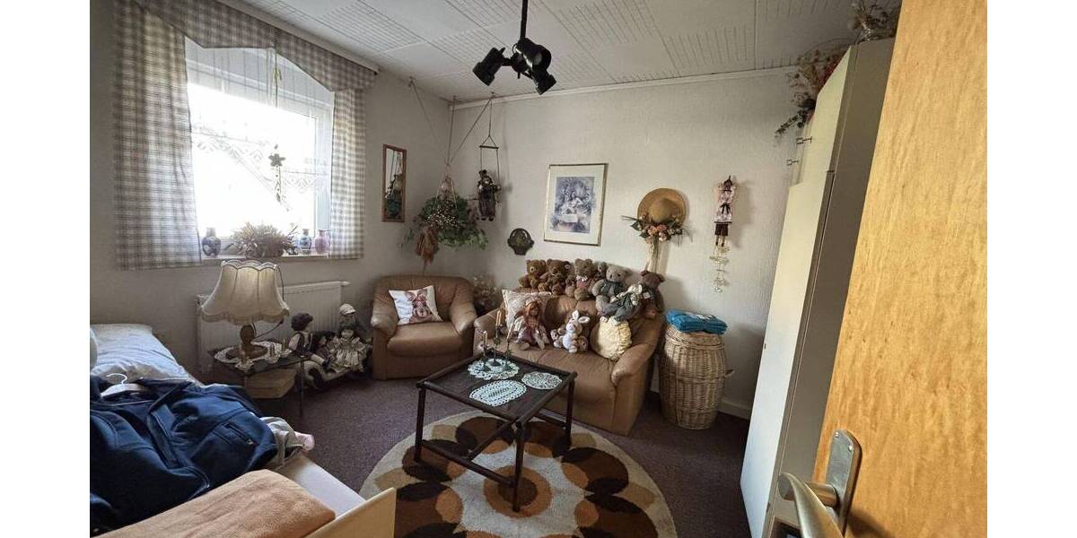 Doppelhaushälfte Schwandorf - 4 Zimmer, 100 m&sup2;, 187.000&euro; | Angebot:26376957