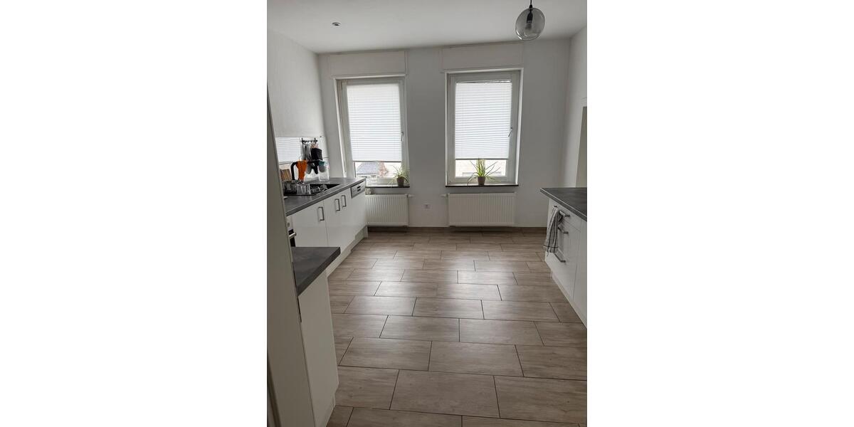 Etagenwohnung Arnsberg Holzen - 4 Zimmer, 96 m&sup2;, 686&euro; | Angebot:24996964
