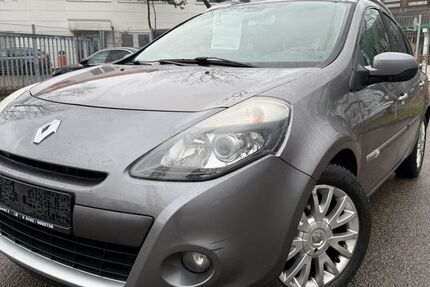 Renault Clio 150.000 km 2.990 € MÖGLINGEN 71696