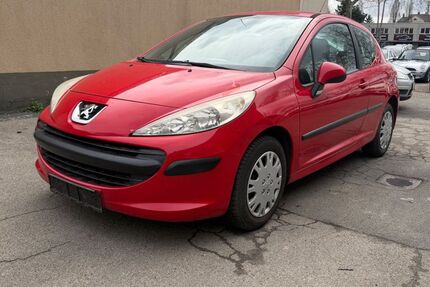 Peugeot 207 149.500 km 1.950 &euro; FRANKFURT 65933