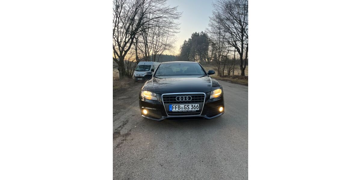 Audi A4 118.000 km 8.500 &euro; Germering 82100