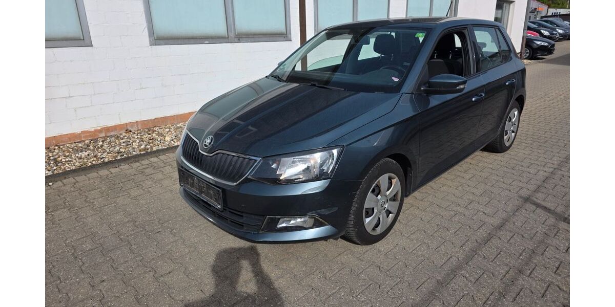 Skoda Fabia 245.000 km 3.790 &euro; Eschweiler 52249