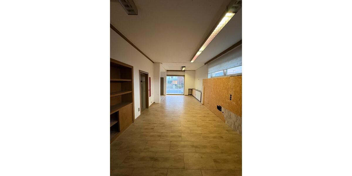 Pizzeria Imbiss Büro - Ladenfläche in Wagenfeld zu vermieten zimmer