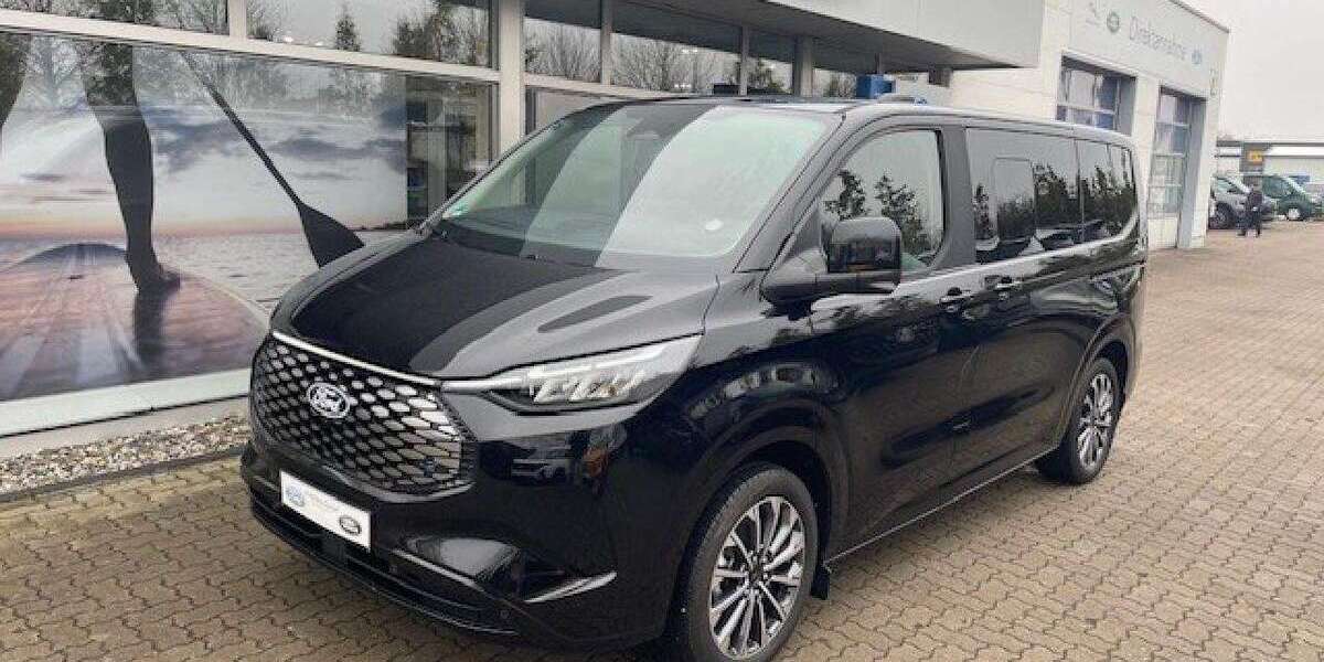 Ford Tourneo Custom 20.000 km 54.800 &euro; Groß-Lüdershagen/Stralsund 18442