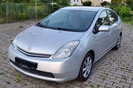 Toyota Prius 235.000 km 3.490 &euro; Falkensee 14612