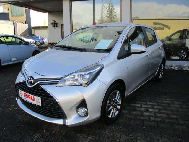 Toyota Yaris 51.100 km 10.800 € Heilbronn 74078