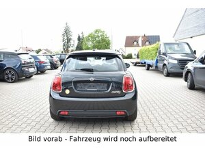 Mini Cooper SE Essential Trim Navi PanoDach Keyless 53.742 km 18.495 &euro; Donauwörth 86609