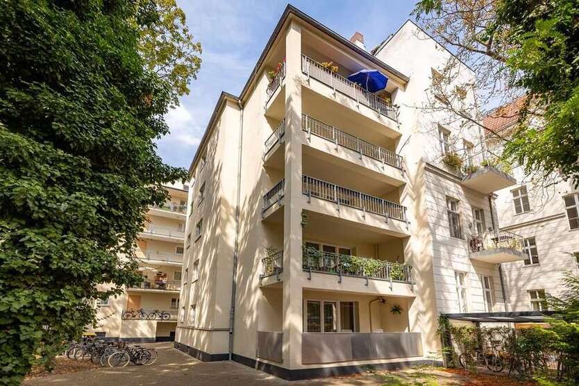 Wohnung zum Mieten in Berlin 1.800 € 82.47 m²