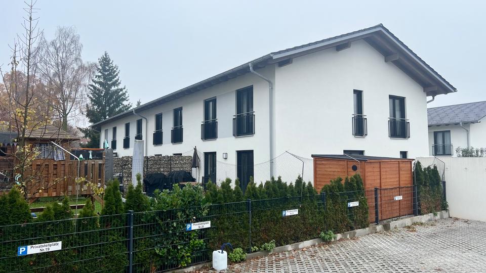 Neubau-Reihenhaus in Dorfen – Bahnhofsnähe | QNG & KfW40 5 zimmer