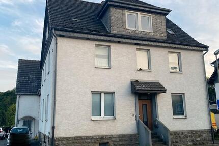 Haus Meschede - 10 Zimmer, 420 m&sup2;, 649.000&euro; | Angebot:27165024