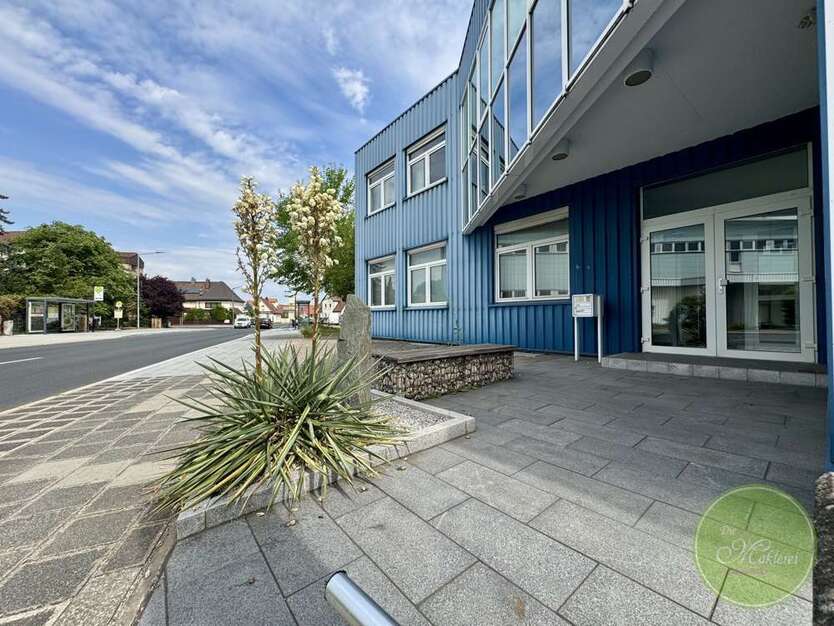 Büro in Nürnberg Katzwang 1.960 € 270.44 m²