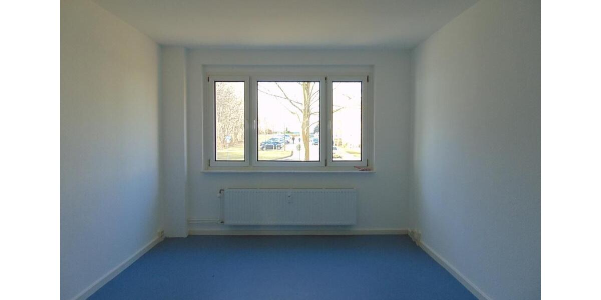 Etagenwohnung Sassnitz - 3 Zimmer, 64 m&sup2;, 385&euro; | Angebot:26351006