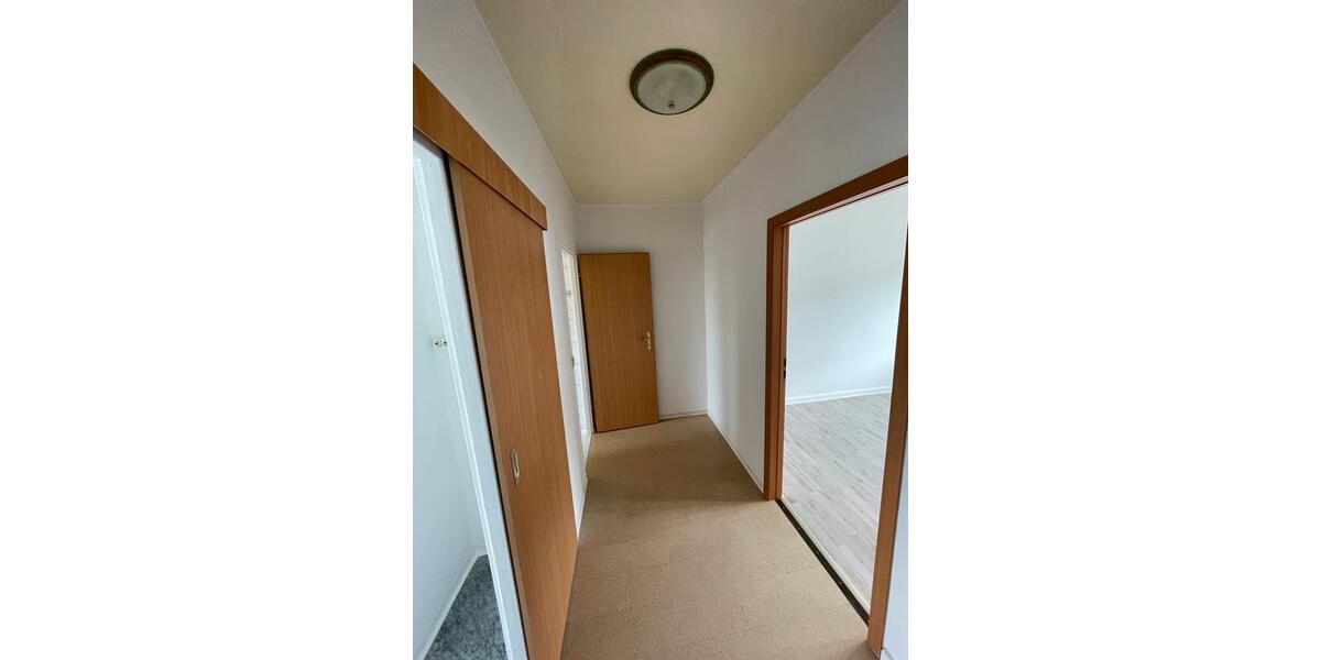 Dachgeschoßwohnung Limbach-Oberfrohna Oberfrohna - 2 Zimmer, 47 m&sup2;, 25.000&euro; | Angebot:25979439