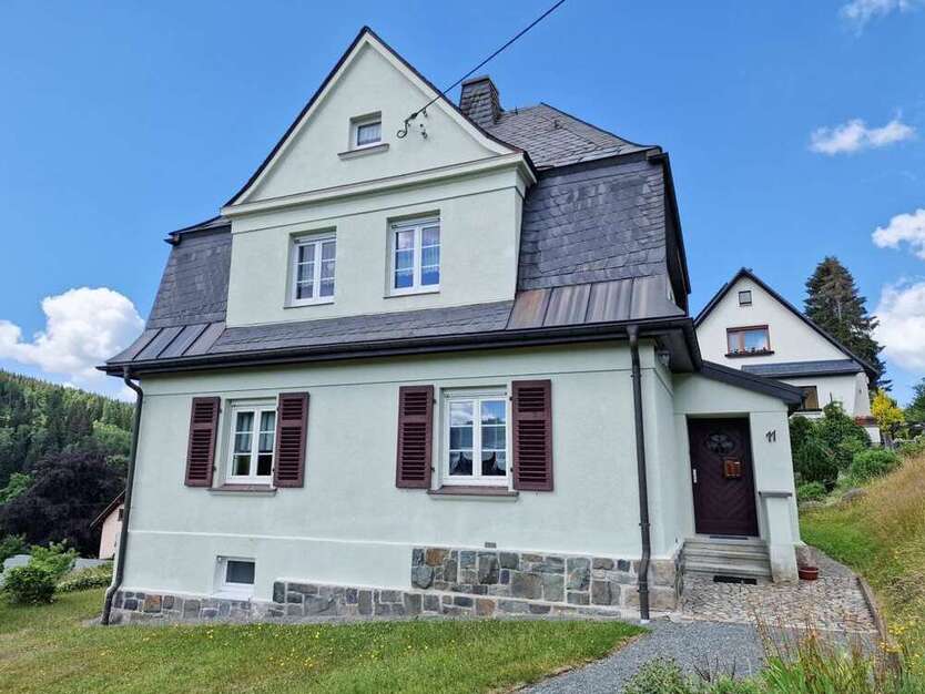 Haus zum Kaufen in Klingenthal 159.000 € 120 m²